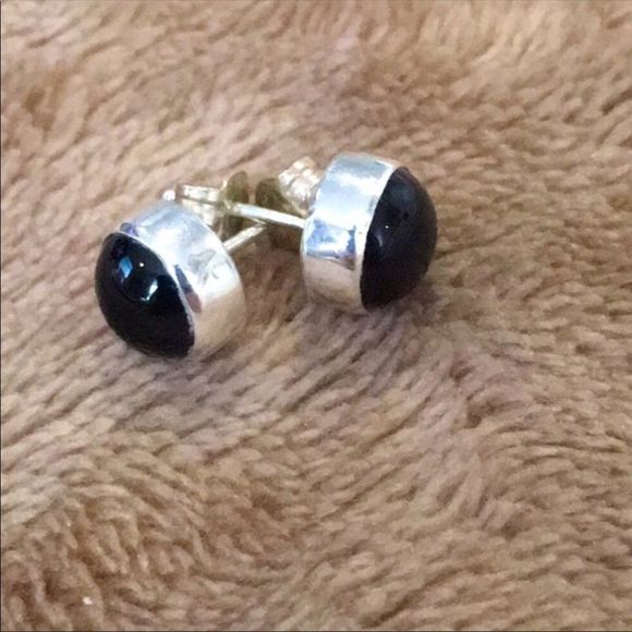 Sterling Silver Stud Bundle - Onyx Cabochon & Mother of Pearl Floral Inlay - Picture 3 of 11